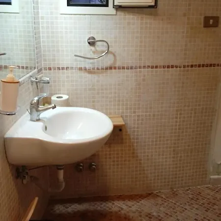 Apartment Little & Quiet Flat Naples